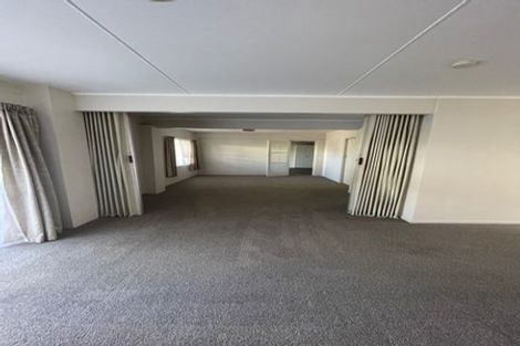 Photo of property in 2/100 Titirangi Road, New Lynn, Auckland, 0600