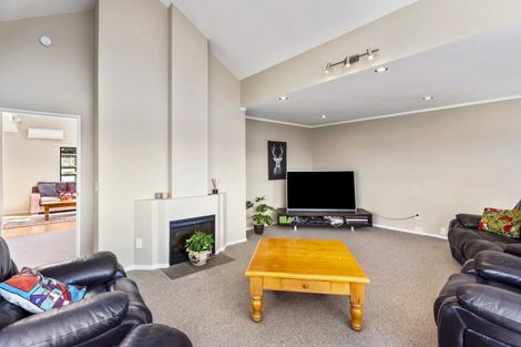 Photo of property in 55a Golf Road, Paraparaumu Beach, Paraparaumu, 5032