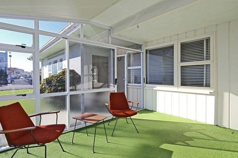 Photo of property in 1/204 Lyndon Road West, Hastings, 4122