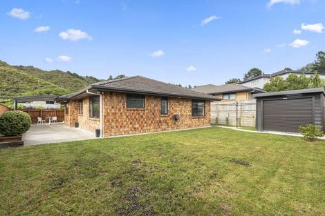 Photo of property in 41 King Charles Drive, Kingsley Heights, Upper Hutt, 5018