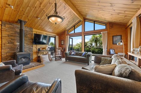 Photo of property in 737 Acacia Bay Road, Acacia Bay, Taupo, 3330