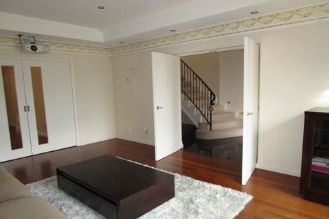 Photo of property in 30 Glandovey Road, Fendalton, Christchurch, 8052