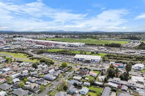 Photo of property in 1 Sunnyside Road, Nawton, Hamilton, 3200