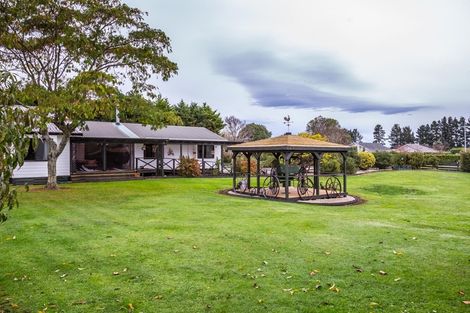 Photo of property in 74 Charles Street, Carterton, 5713