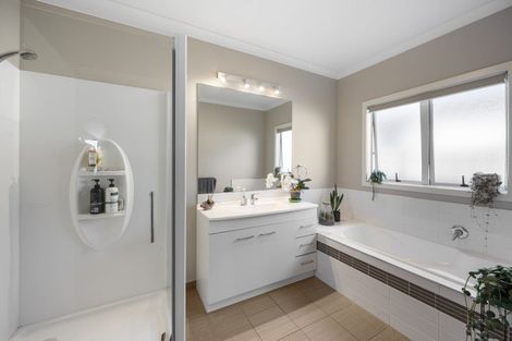 Photo of property in 14 Palliser Place, Poraiti, Napier, 4112