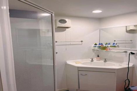 Photo of property in 5 Currey Crescent, Milford, Auckland, 0620