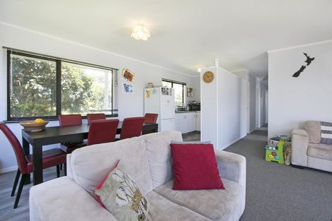 Photo of property in 130 Athenree Road, Athenree, Katikati, 3177