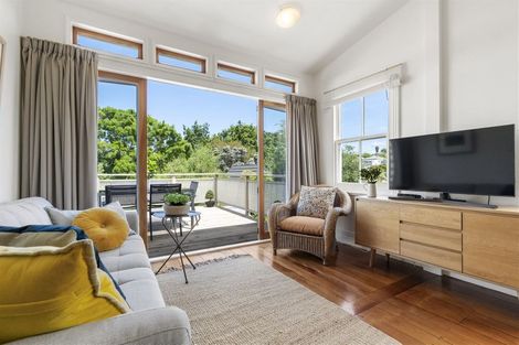 Photo of property in 39 Ewen Alison Avenue, Devonport, Auckland, 0624