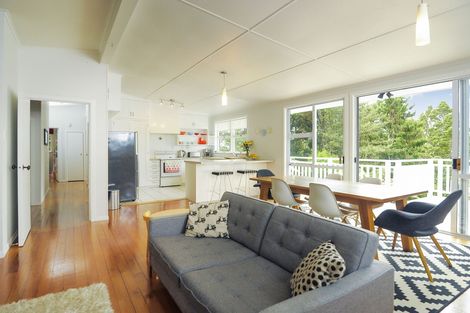 Photo of property in 232 Konini Road, Titirangi, Auckland, 0604