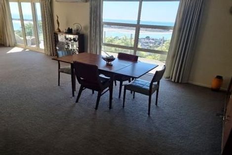 Photo of property in 6 Redcliffs View Lane, Redcliffs, Christchurch, 8081