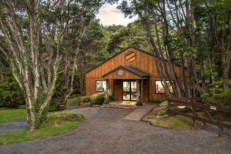 Photo of property in 586 Tapu Coroglen Road, Coromandel Forest Park, Thames, 3575