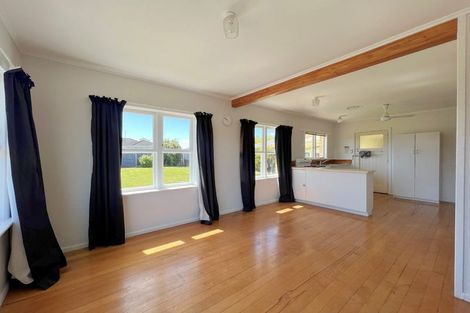 Photo of property in 1120 Heaphy Terrace, Fairfield, Hamilton, 3214