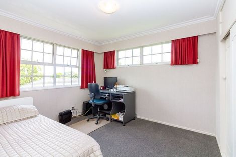 Photo of property in 6a Ihaka Street, Hokowhitu, Palmerston North, 4410
