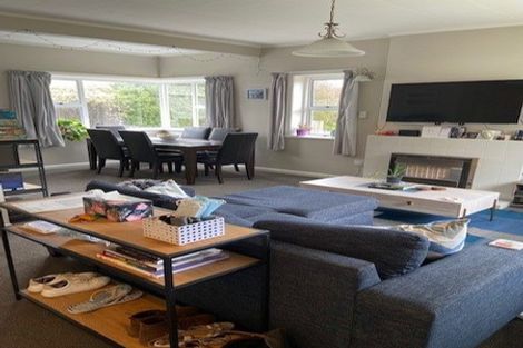 Photo of property in 28 The Quadrant, Miramar, Wellington, 6022