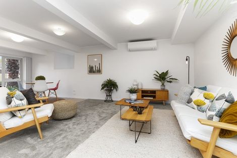 Photo of property in 53a Salamanca Road, Sunnynook, Auckland, 0620