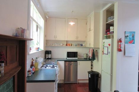 Photo of property in 68 Raroa Road, Kelburn, Wellington, 6012