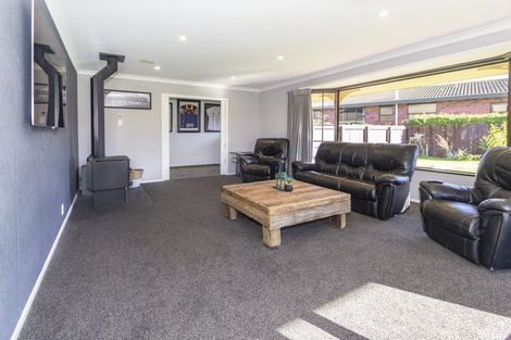 Photo of property in 33 Walbrook Crescent, Oamaru North, Oamaru, 9400