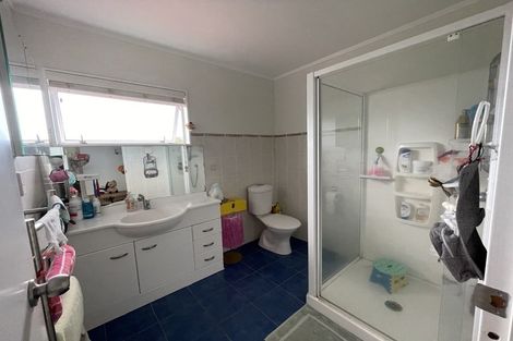 Photo of property in 2/33 Harley Road, Takapuna, Auckland, 0622