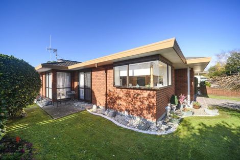 Photo of property in 1 Astrid Court, Awapuni, Palmerston North, 4412