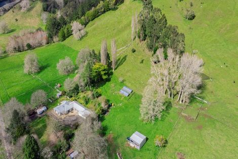 Photo of property in 1186 Tangahoe Valley Road, Ohangai, Hawera, 4674