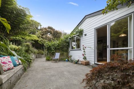 Photo of property in 89 Taylor Terrace, Tawa, Wellington, 5028