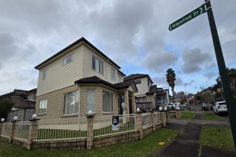 Photo of property in 135 Cyril French Drive, Flat Bush, Auckland, 2016