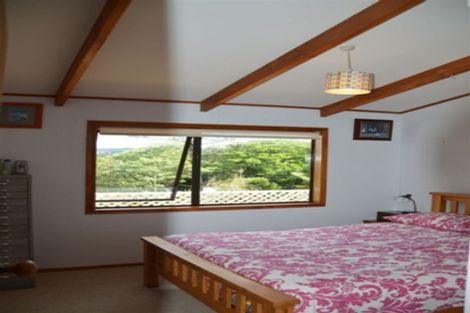 Photo of property in 36 Falls View Road, Haruru, 0204