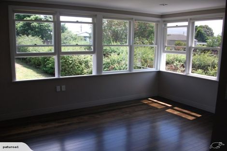 Photo of property in 13 Hill Crescent, New Lynn, Auckland, 0600