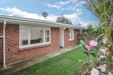 Photo of property in 1/48 Rawhiti Road, One Tree Hill, Auckland, 1061