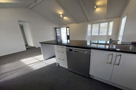 Photo of property in 7a Carr Road, Three Kings, Auckland, 1042