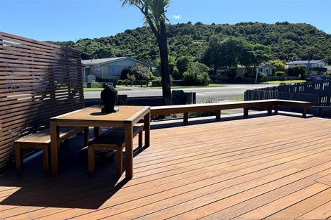 Photo of property in 2 Jamieson Road, Karoro, Greymouth, 7805