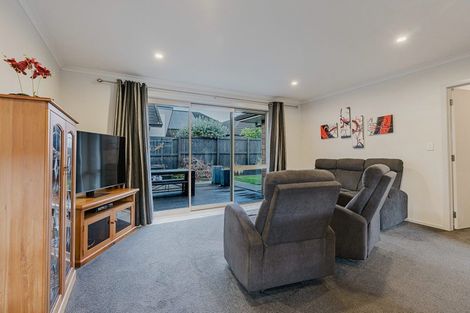 Photo of property in 9 Waikaka Place, Rototuna North, Hamilton, 3210