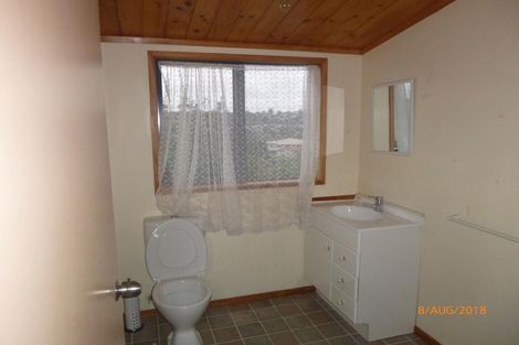 Photo of property in 47a Woodford Avenue, Henderson, Auckland, 0610