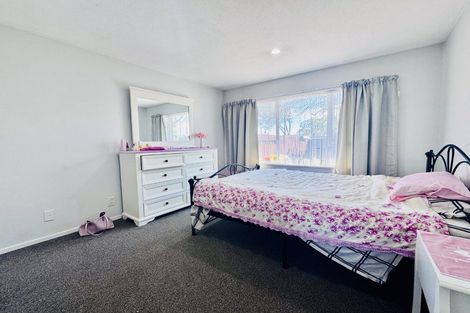 Photo of property in 2/60 Somerset Crescent, Spreydon, Christchurch, 8024