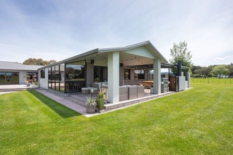 Photo of property in 143a Weber Road, Dannevirke, 4971