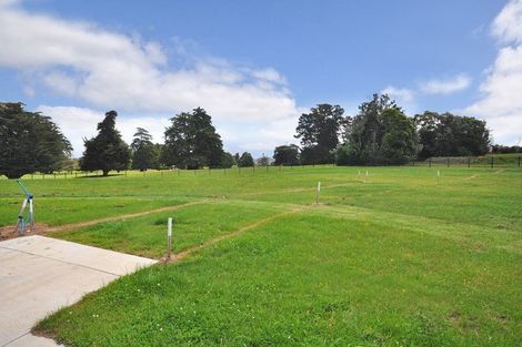 Photo of property in 49 Murray Ward Drive, Te Kauwhata, 3710