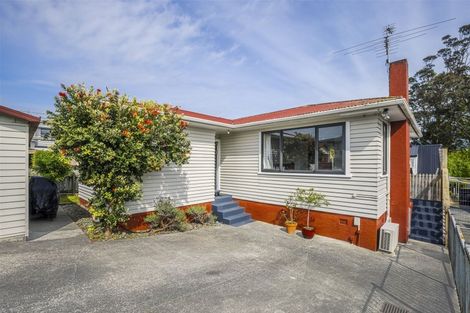 Photo of property in 6 Mclean Avenue, Papatoetoe, Auckland, 2025