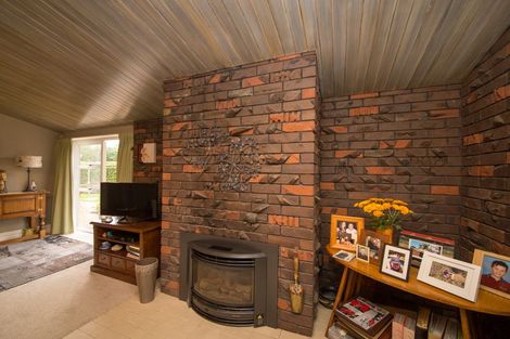 Photo of property in 21 Collingwood Street, Hokowhitu, Palmerston North, 4410