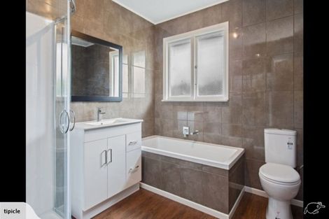 Photo of property in 122 Kippenberger Avenue, Rangiora, 7400