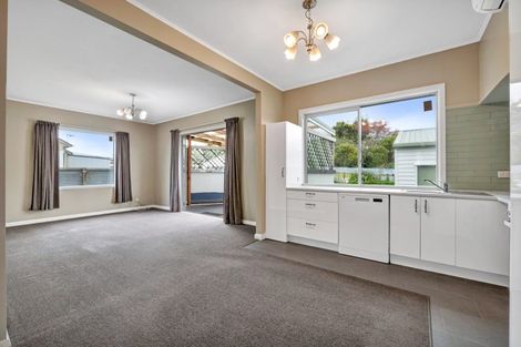 Photo of property in 68 Conway Road, Eltham, 4322