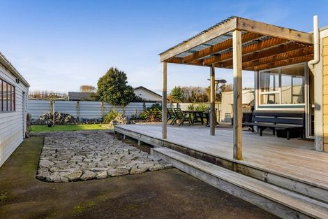 Photo of property in 42 Fantham Street, Hawera, 4610