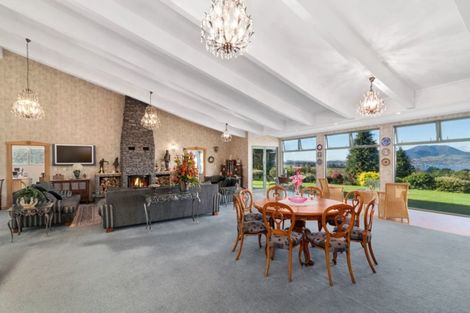 Photo of property in 35 Te Moenga Park, Acacia Bay, Taupo, 3330