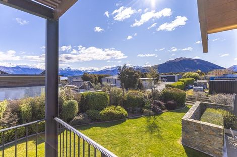 Photo of property in 1 Mount Gold Place, Wanaka, 9305