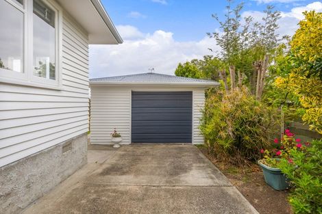 Photo of property in 9 Tamatea Road, Taupo, 3330
