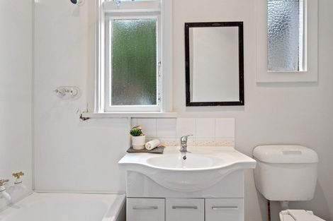 Photo of property in 2 Browning Street, Sydenham, Christchurch, 8023