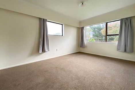 Photo of property in 54 Rona Road, Brixton, Waitara, 4382