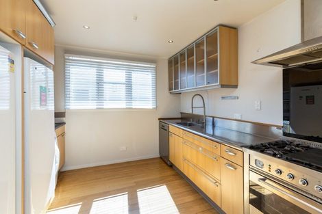Photo of property in 8 Mckenzie Terrace, Carterton, 5713