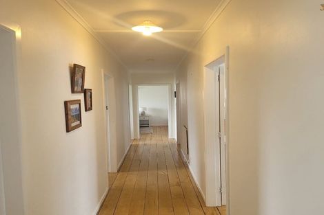 Photo of property in 1/47 Clevedon Road, Papakura, 2110