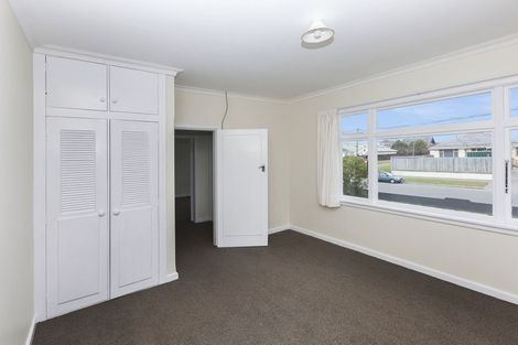 Photo of property in 63 Shortland Street, Wainoni, Christchurch, 8061