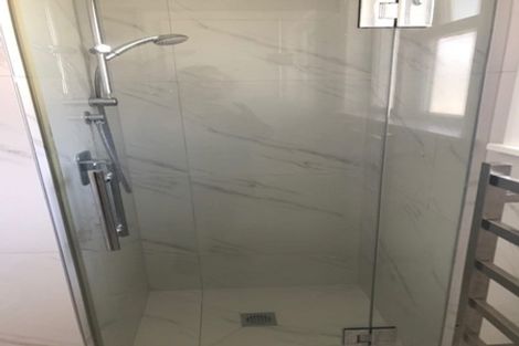 Photo of property in 11 Kohinoor Avenue, Mangere, Auckland, 2022